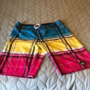 Quicksilver board shorts. 33